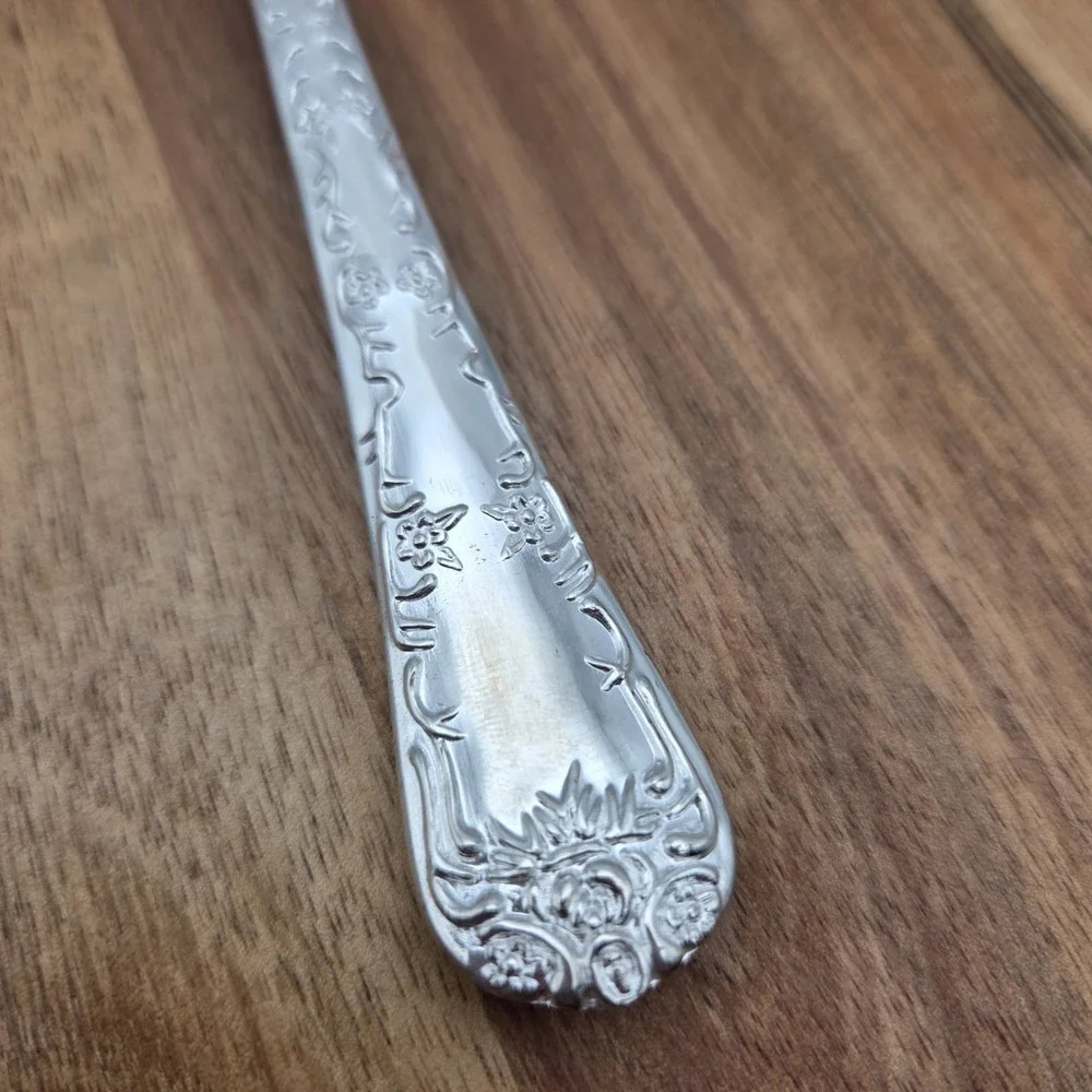 WM. Rogers & Son Enchanted Rose Silverplate Flatware Meat Fork & Serving‎ Spoon